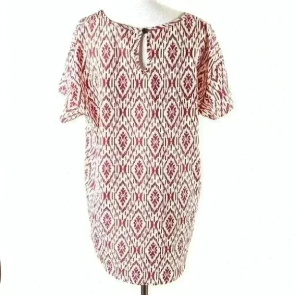 Paper Kite top large geometric hi-lo lightweight - Picture 4 of 7